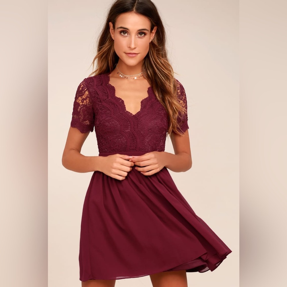 NWT Red Lace Short Sleeve Dress